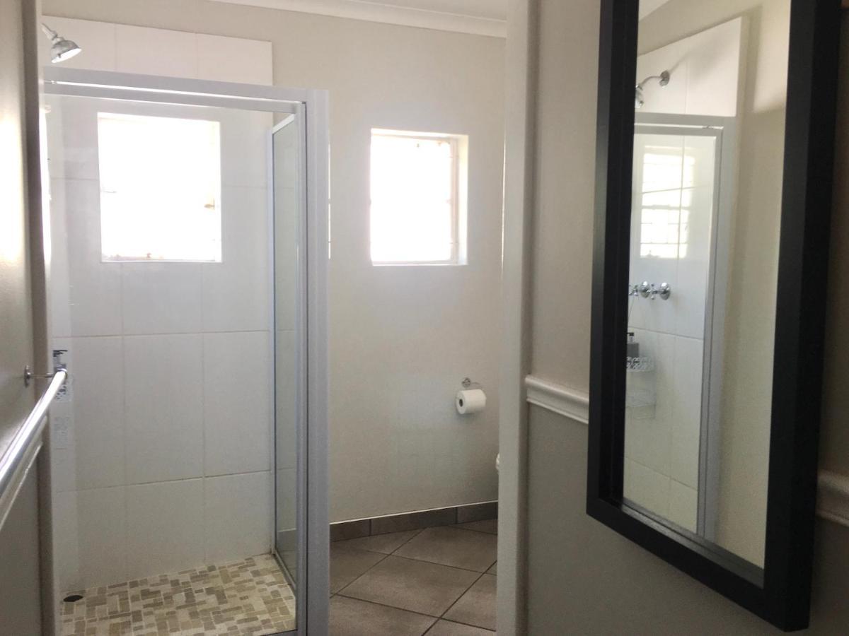 John Montagu Accommodation Dış mekan fotoğraf